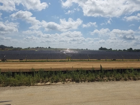 A sunny sky shines over the Selmer Solar project.