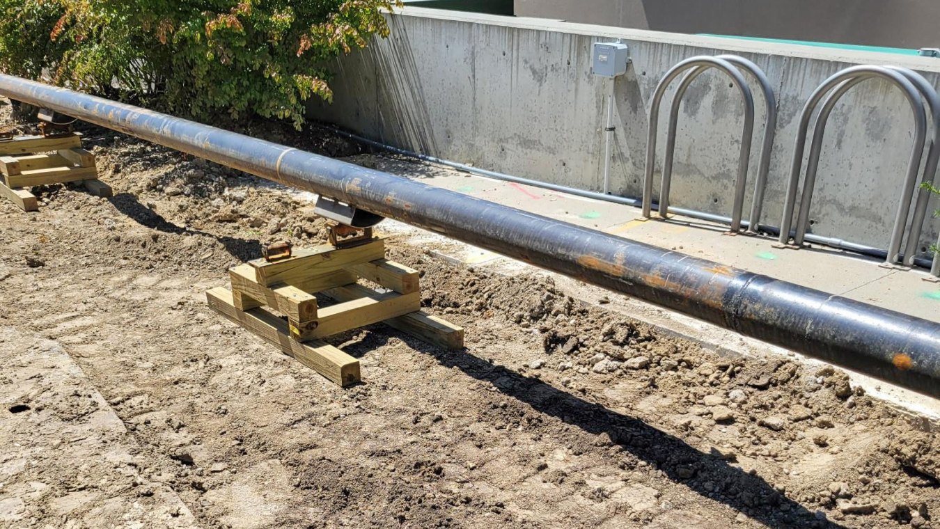 Exposed steam line pipe