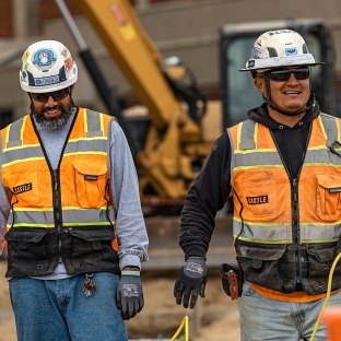 people working on jobsite